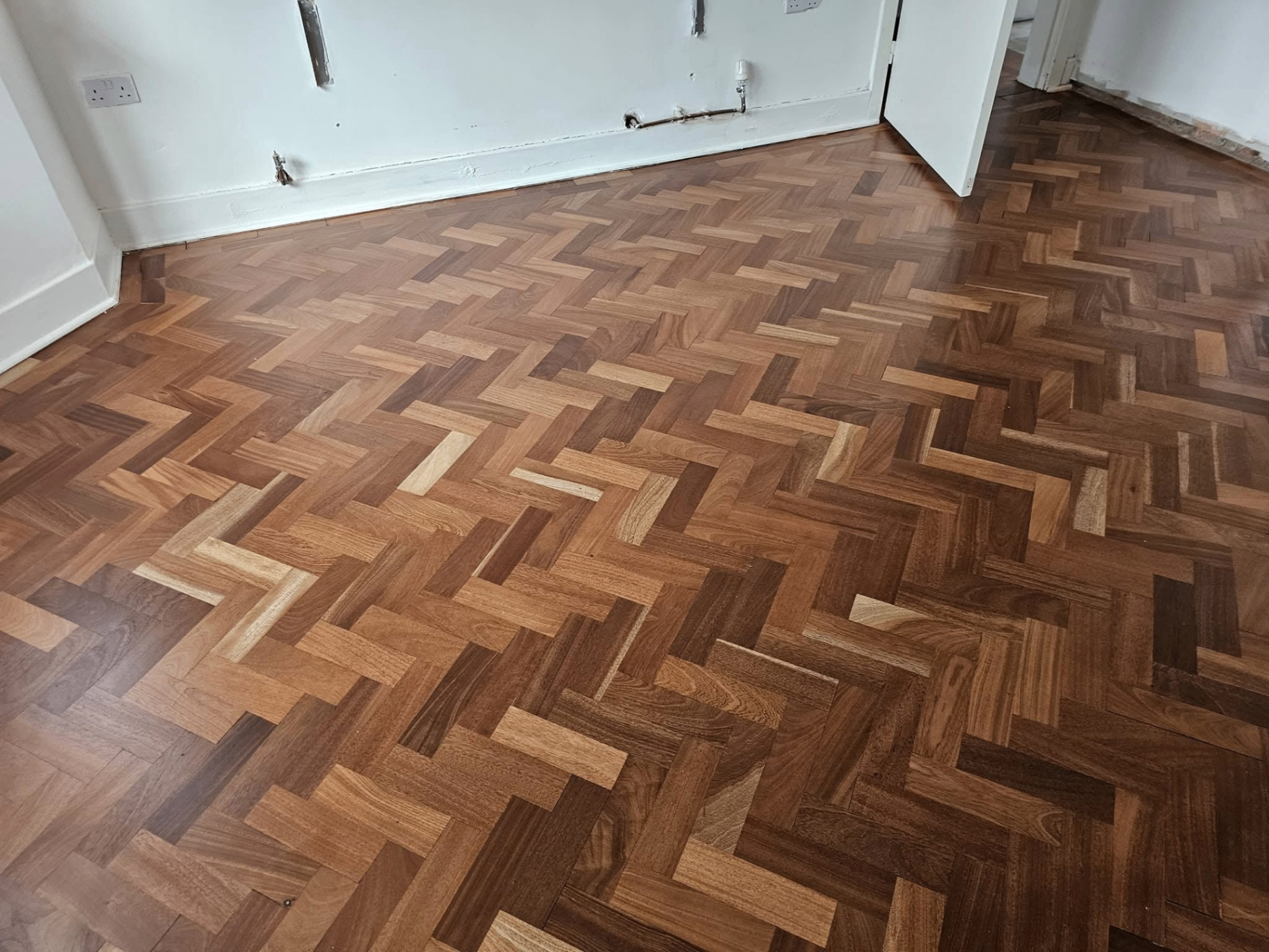 Herringbone and parquet flooring example 6